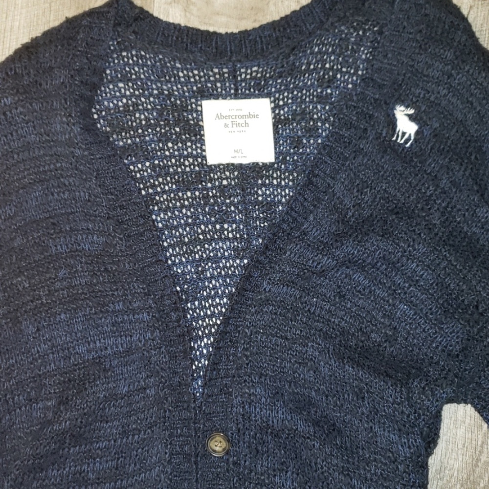 Sweater - Picture 3 of 3